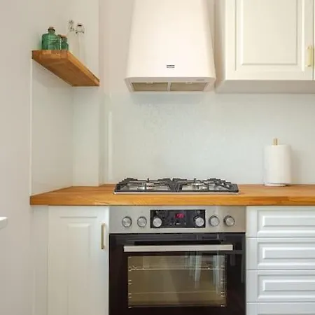 Quiet Luxury At The Royal Route In Varsovia