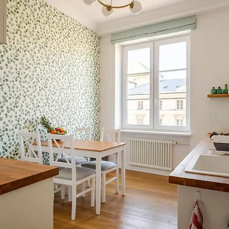 Quiet Luxury At The Royal Route In *