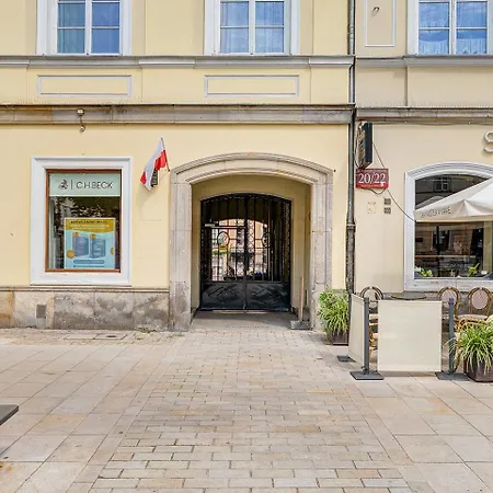 Apartamento Quiet Luxury At The Royal Route In *