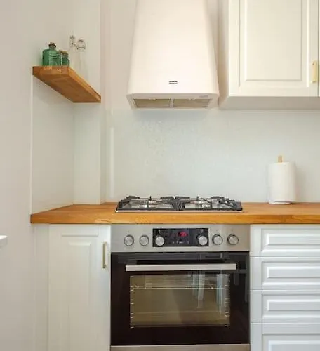 Quiet Luxury At The Royal Route In Warszawa