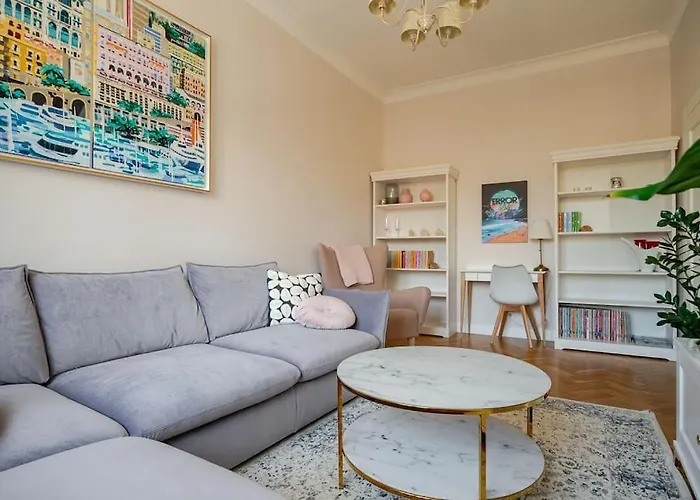 Quiet Luxury At The Royal Route In Daire *