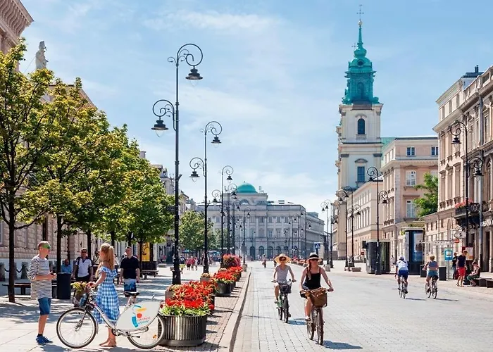 Quiet Luxury At The Royal Route In Apartament Warszawa