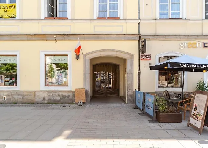 Quiet Luxury At The Royal Route In Apartament *