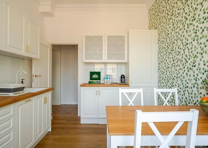 Apartament Quiet Luxury At The Royal Route In Warszawa